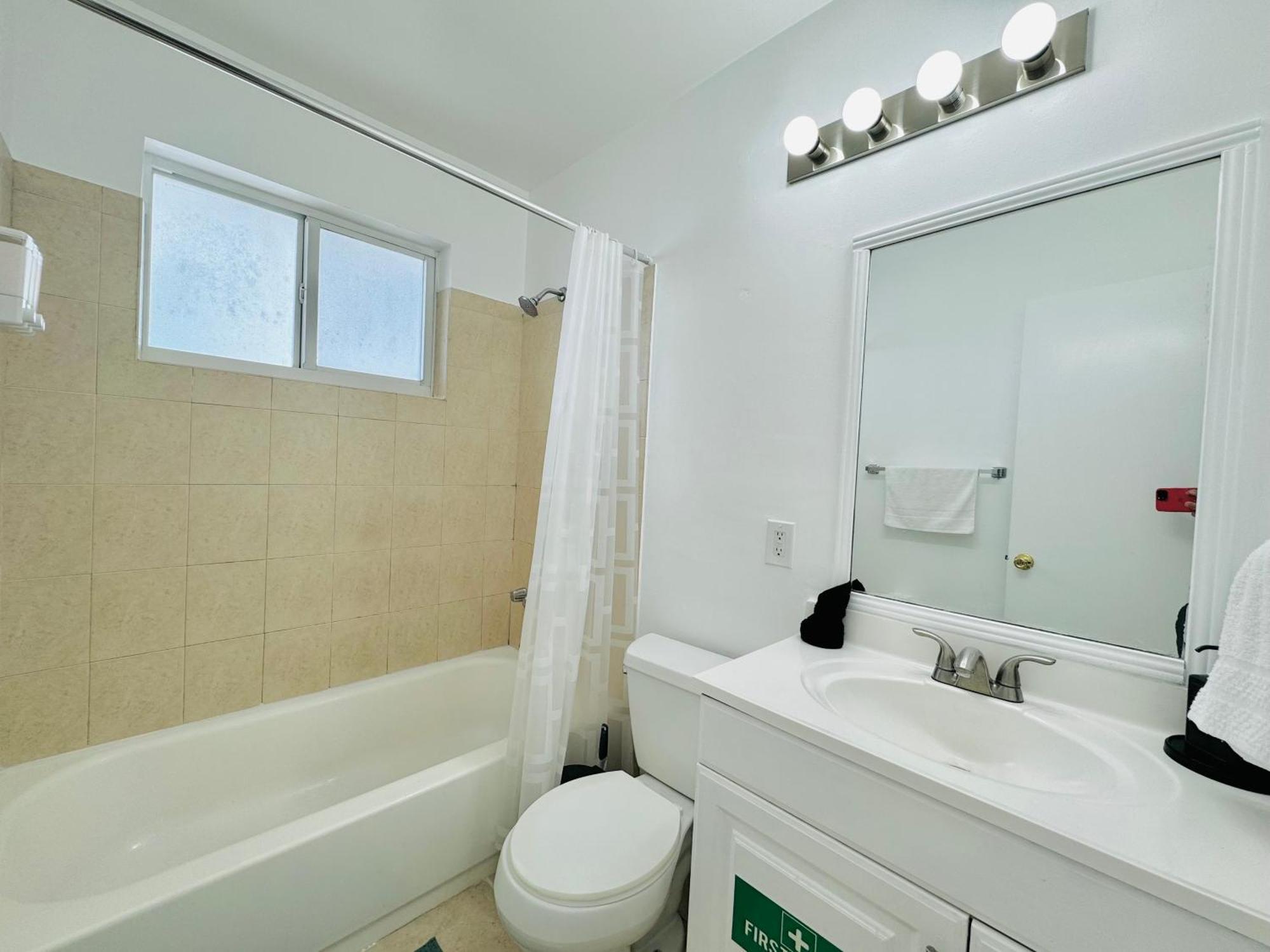 Apartment Magic Close To Skyline View Miami