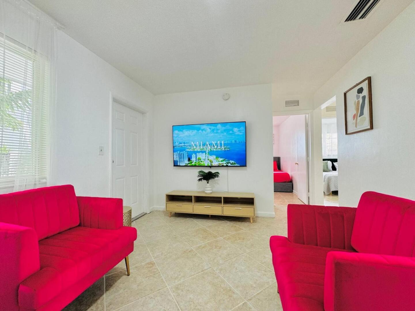 Apartment Magic Close To Skyline View Miami
