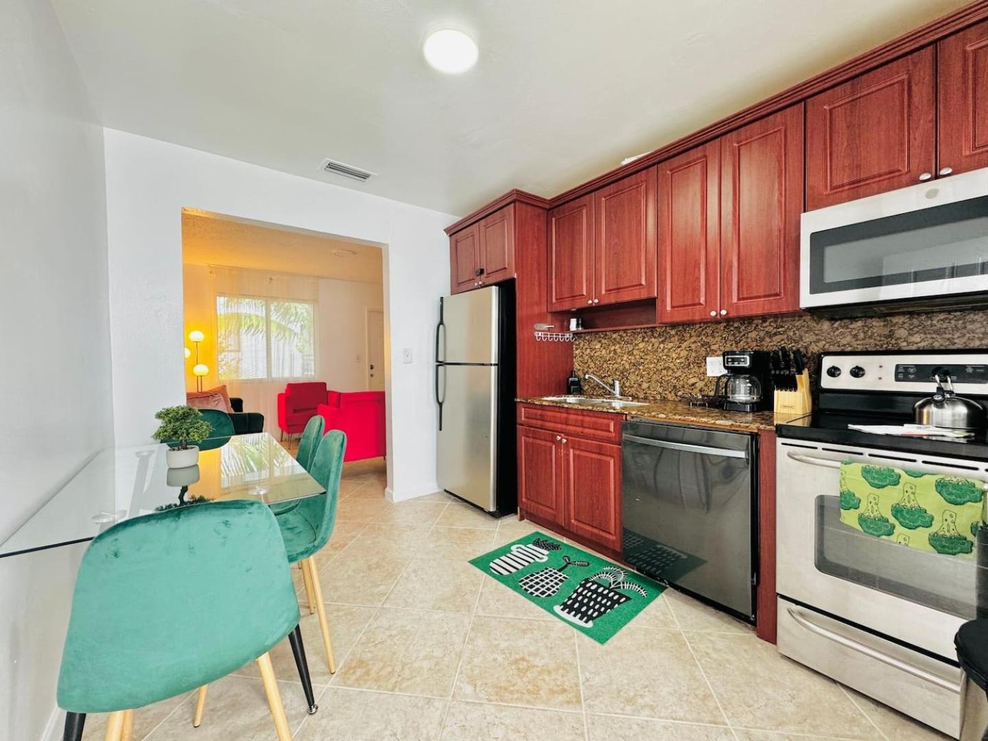 Magic Close To Skyline View * Miami